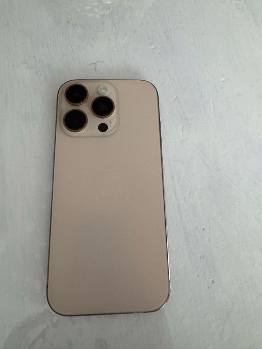 iPhone 16 pro 256gb desert
