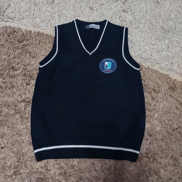 Продам школьный жилет