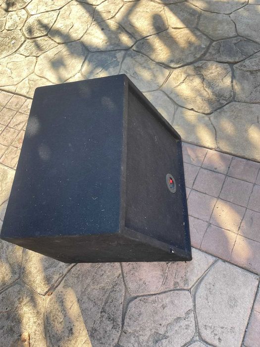 Басс   Каса 900 ват