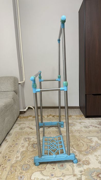 вешалка для одежды