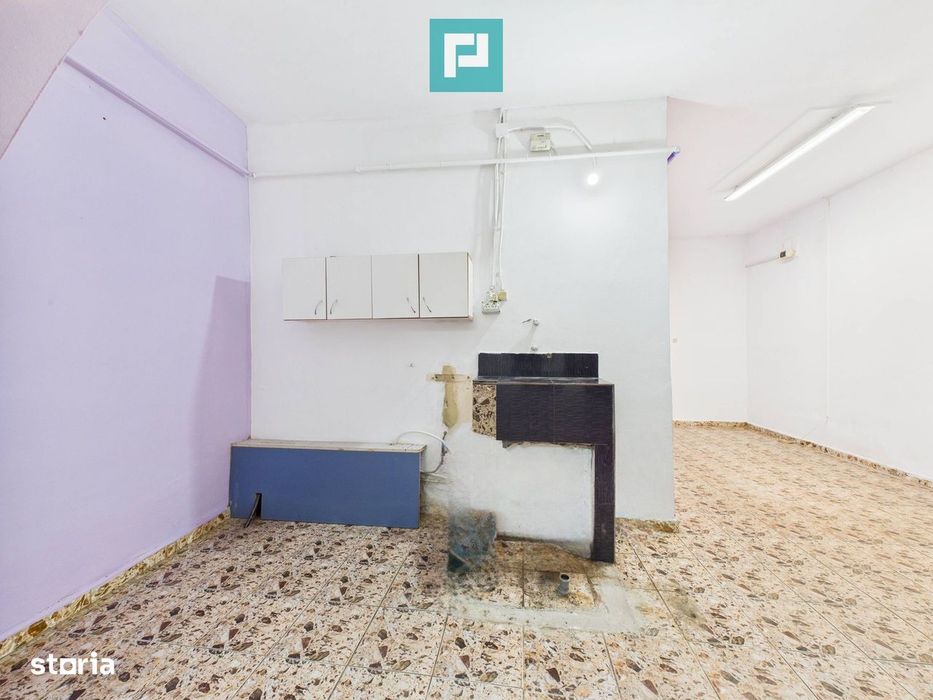 Spațiu comercial central, în Sântana - Arad