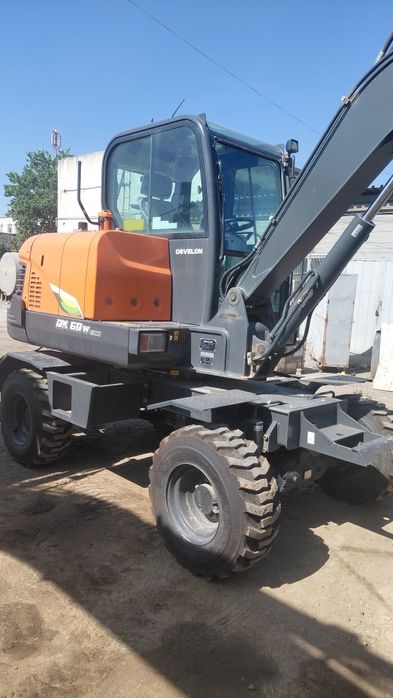 Develon ekskavator doosan