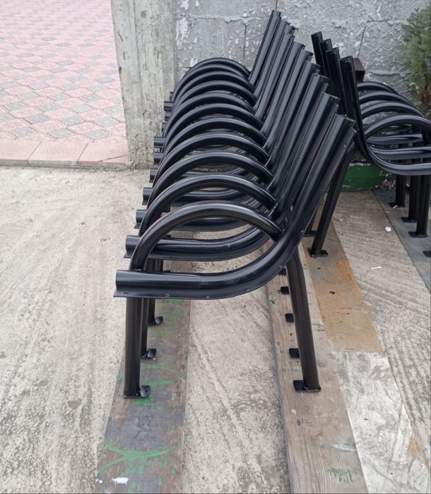 Suporturi metalice pentru banci din teava fi48