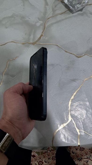 Продам IPHONE 14 128gb