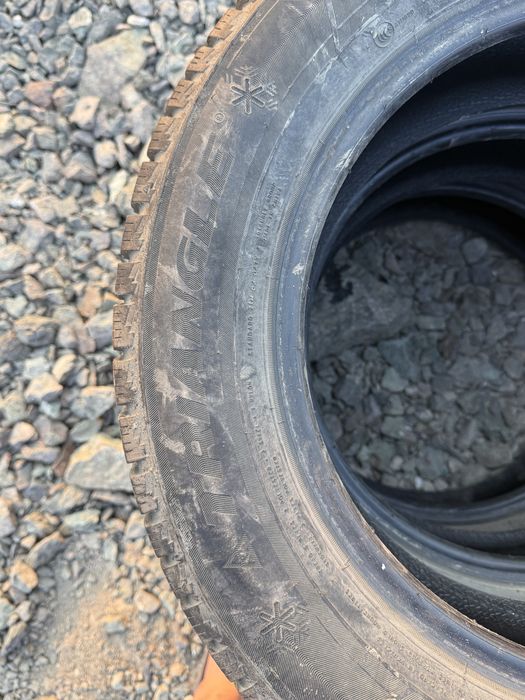 205/60 R16 комплект зима
