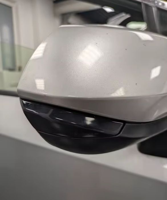 Динамични LED мигачи за огледала за Toyota Corolla Yaris Sienta