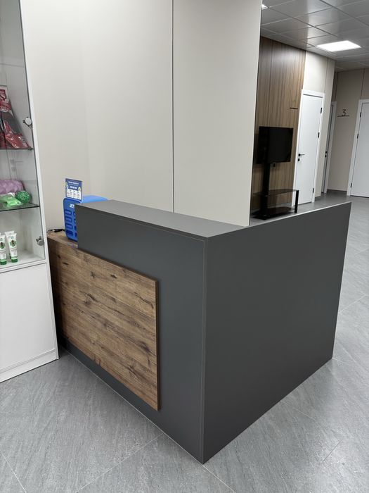 Ресепшен угловой б/у