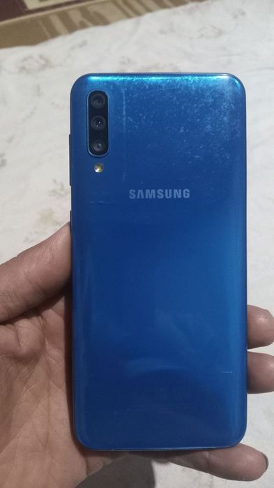 Самсунг GALAXY A50,  4х64