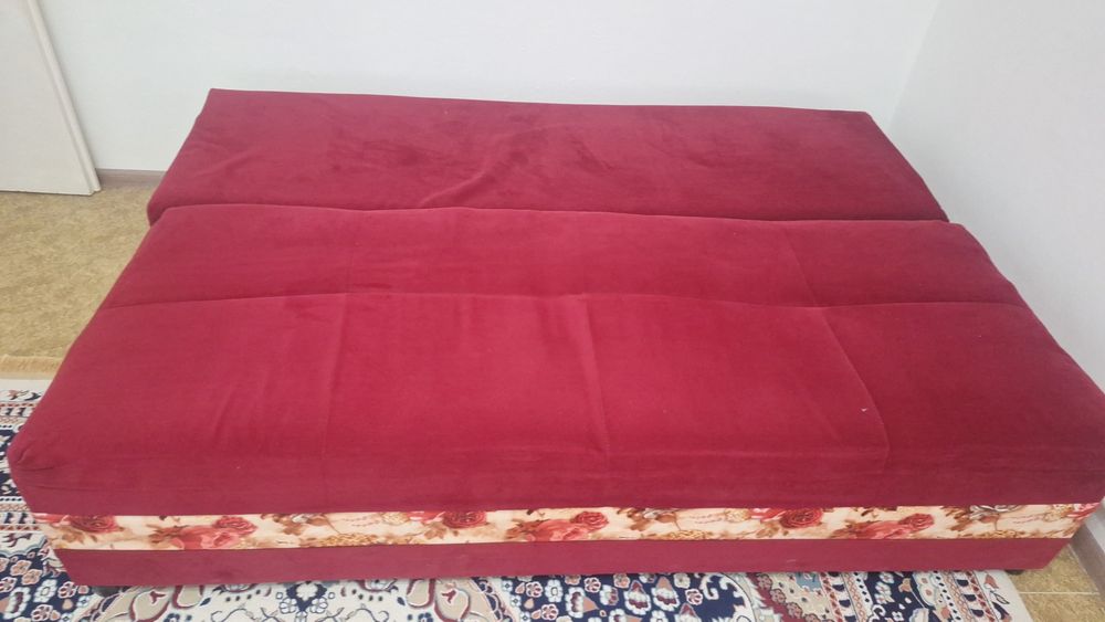 Мягкий уголок сатылады.