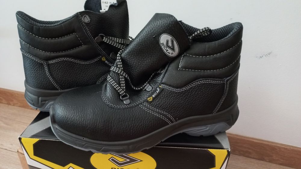 Bocanci protectie mar 42