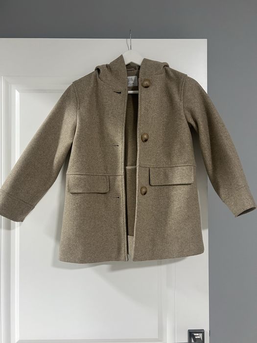 Продам куртку пальто zara 8-9 лет на девочку