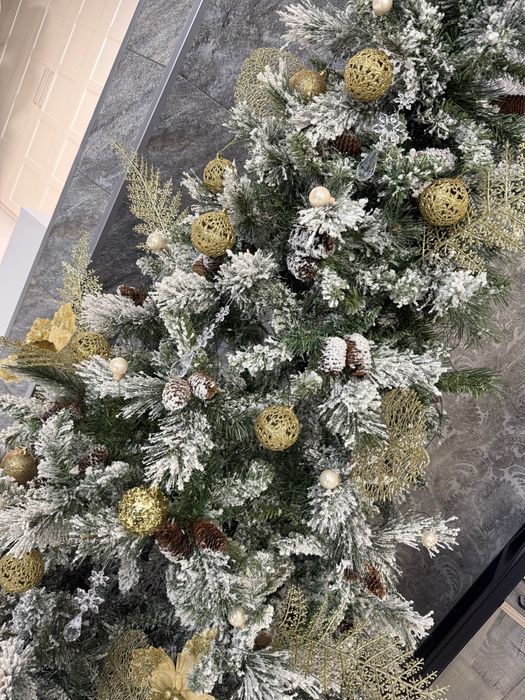 Продам шикарную ёлку