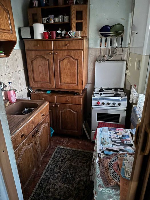 Vand apartament cu două camere
