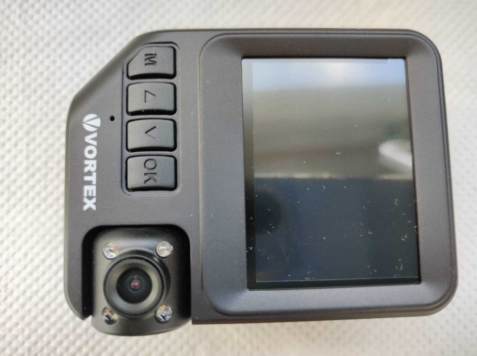 Camera noua, FullHD, cu 3 canale - 1080p, suporta card 128 Gb !