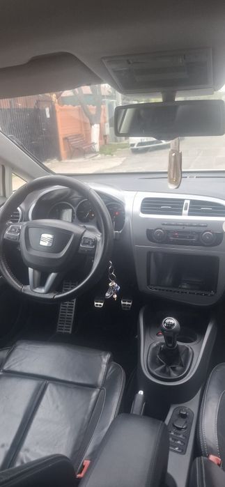 Seat leon fr 2011 proprietar vand sau schimb!