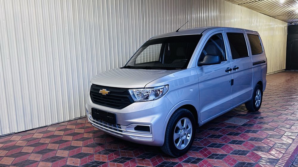 Chevrolet Damas 3