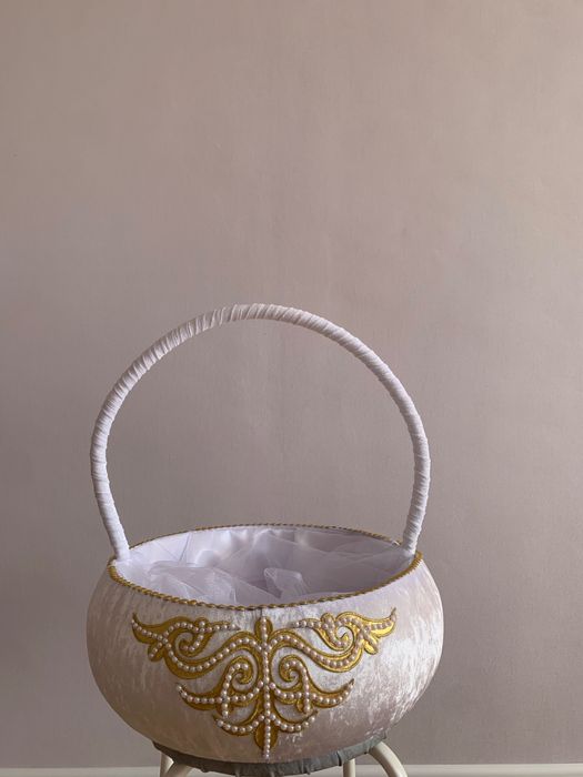 Корзина на тойбастар