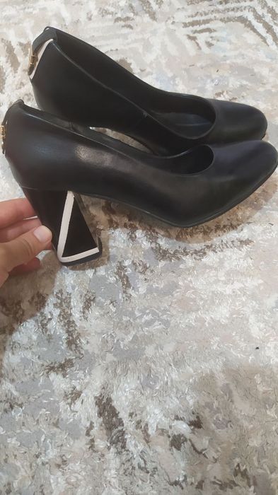 Уринмаган. Хаммасини олганга арзон килиб бераман