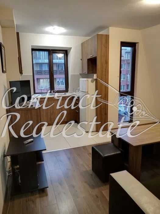 Дава се под наем Двустаен апартамент в Варна, Цветен квартал - 60 кв.м за 357 € - Снимка #2