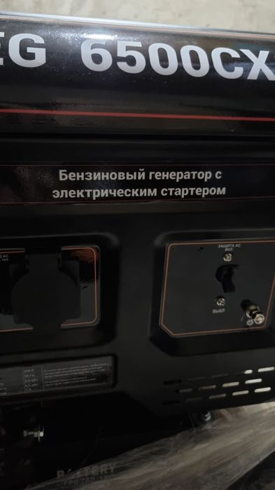 бензиновый генератор новый на 6500kw