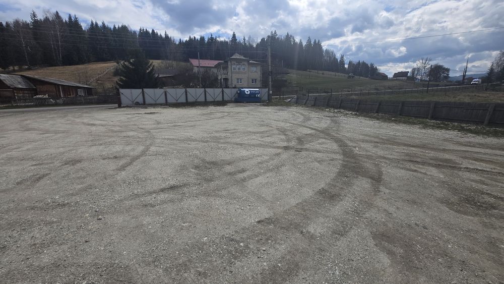 Teren+hala centru Panaci