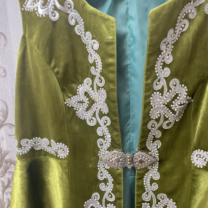 Кәжекей в национальном стиле