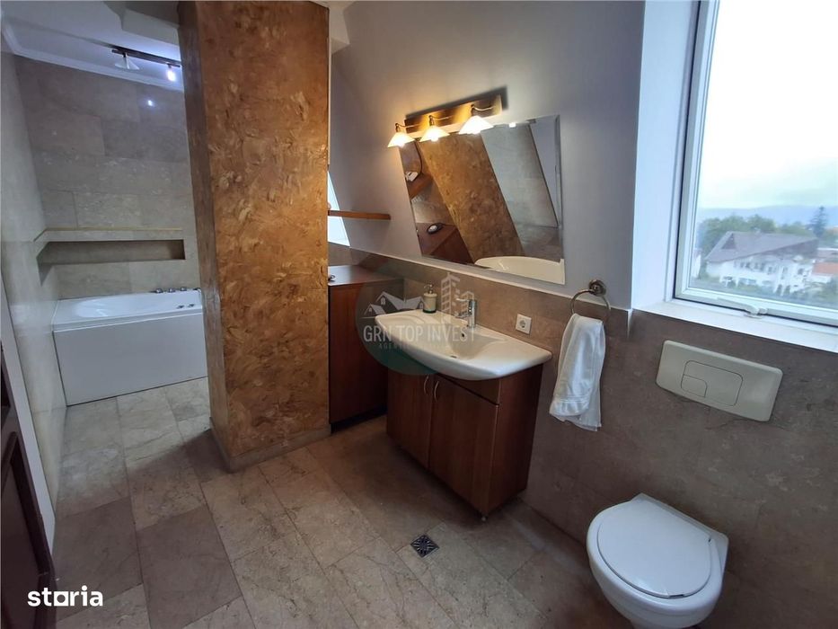 Penthouse 4 camere terasa 50mp parcare zona Centrala