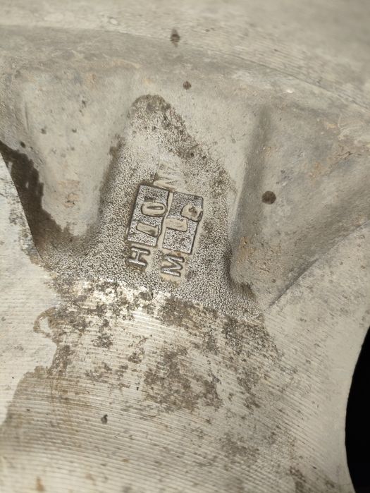 Диски от Тойота Ленд Крузер 105