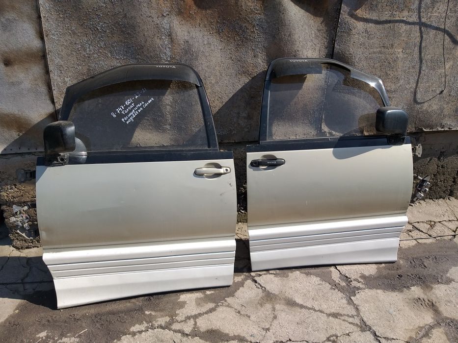 Двери передние стёкла боковые, люк Toyota Estima Emina lucida 92-00