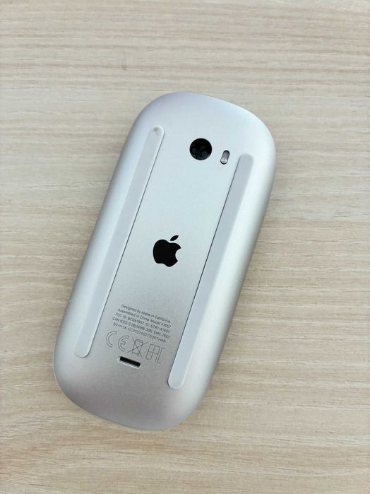 Mouse Apple Magic Mouse, model A1657.