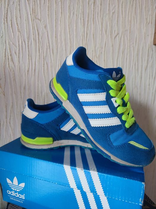 Продам кроссовки Adidas original