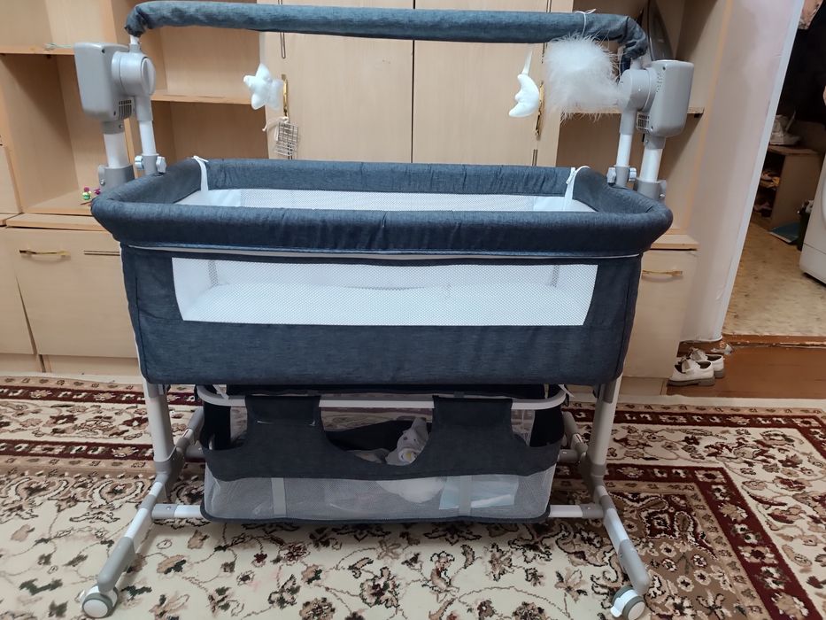 Манеж маятниковый.