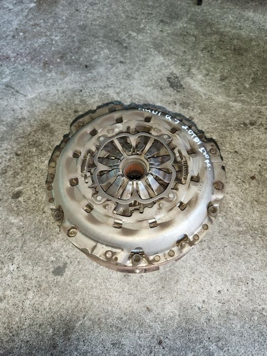 Демпферен маховик  за Audi A4,А6, А6, Q5 2.0tdi 170кс.