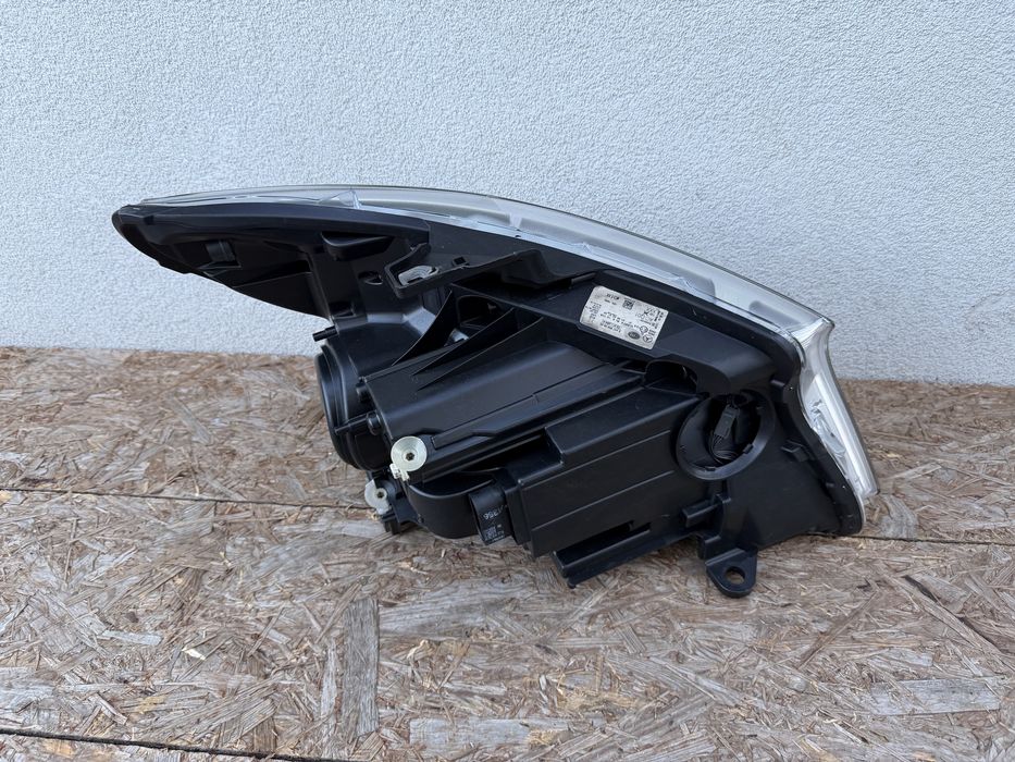 Far stanga Mercedes Vito V Class W447 LED Intelligent Light System