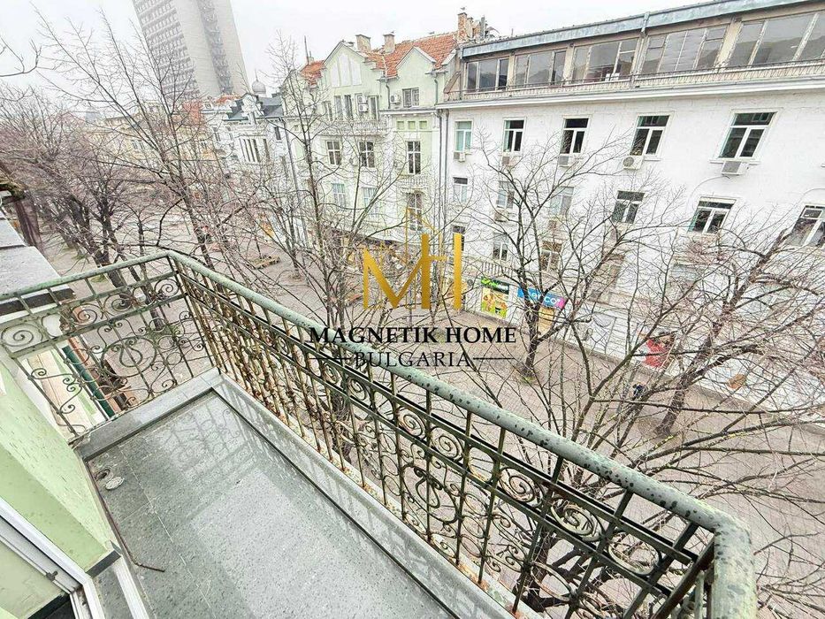 Дава се под наем Двустаен апартамент в Бургас, Център - 72 кв.м за 548.25 € - Снимка #8