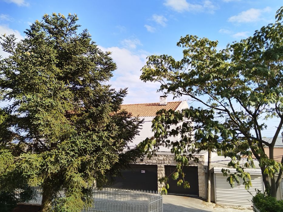 Слънчев 2-стаен апартамент под наем, паркомясто, св Константин&Елена