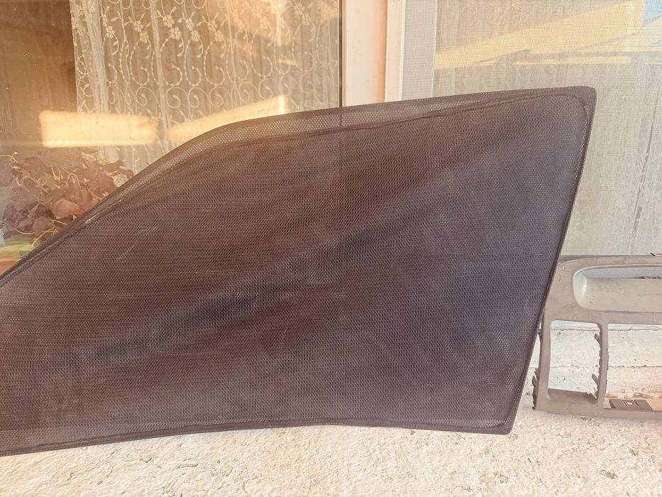 Мерседес w 210 лупарик Шторка