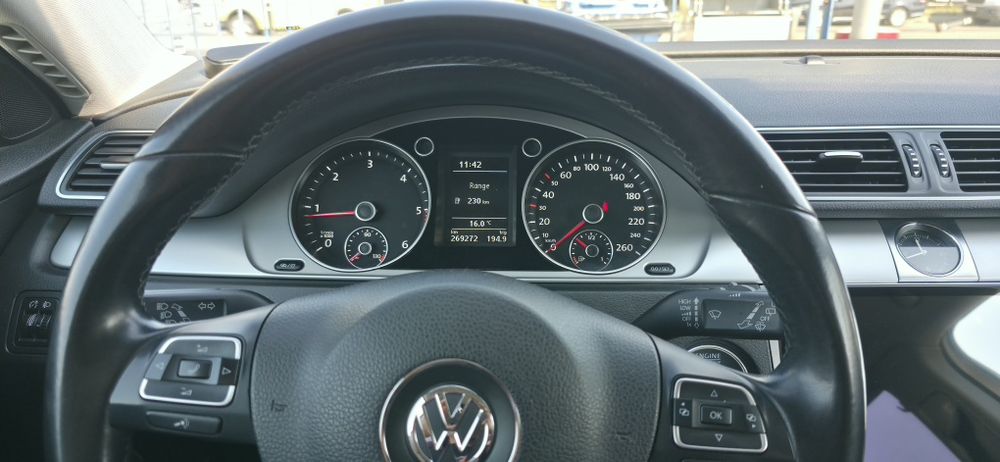 VOLKSWAGEN Passat 2013 — imagine 3