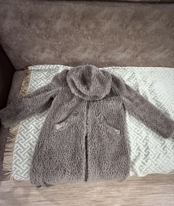 Продам шубу зимнию