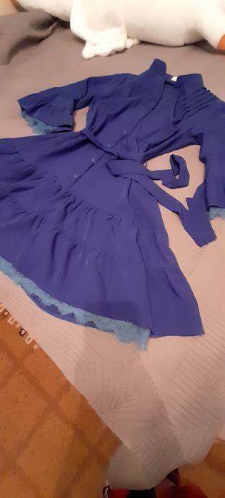 Платья темно синее и мелкий горох