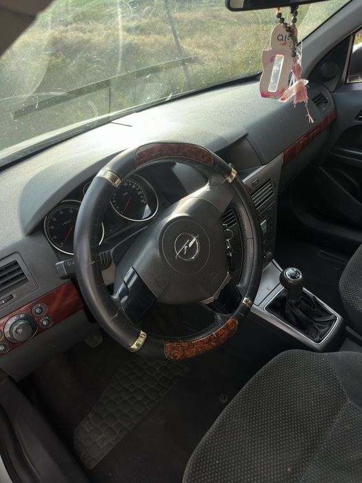 Opel Astra H 2005