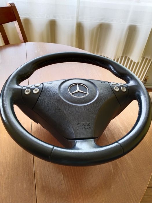 Кожен волан за Мерцедес w203