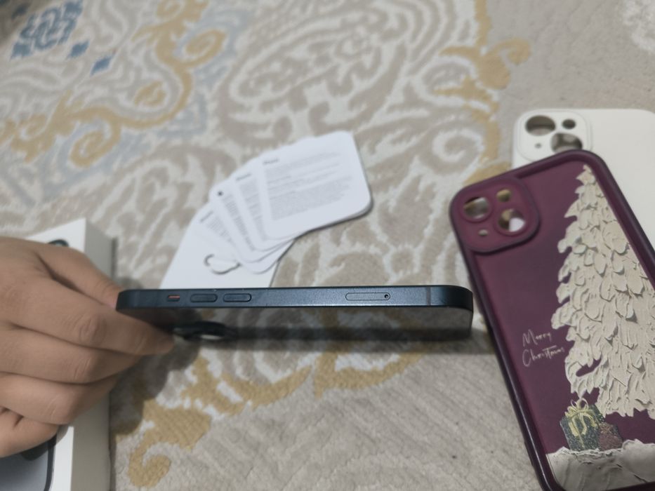 Продам Apple IPhone 14 256гб