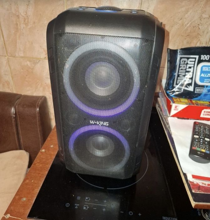 Boxă portabilă bluetooth W-KING T9-2 perfectă pentru un party mare