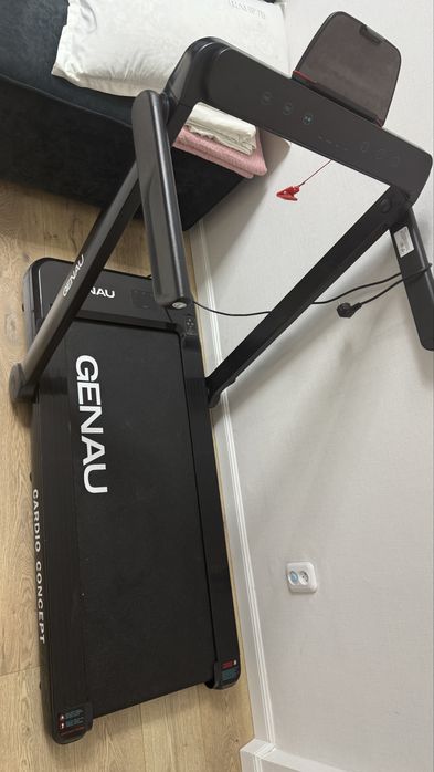 Продаю беговую дорожку