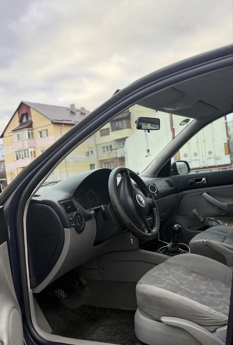Vând Golf 4, 1.6 benzină