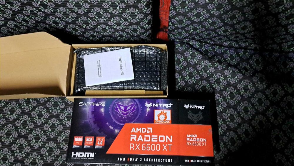 Placa video Sapphire Radeon RX 6600 XT PULSE, 8GB GDDR6 –ca noua