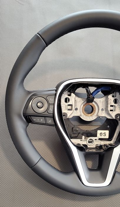 Volan retapitat piele Toyota RAV4