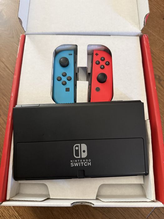Pachet Nintendo Switch OLED