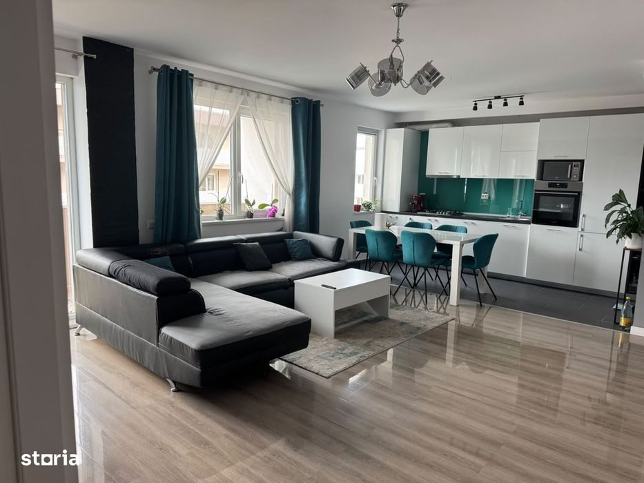 Apartament cu 3 camere, 70 mp, 2 balcoane, zona Teilor